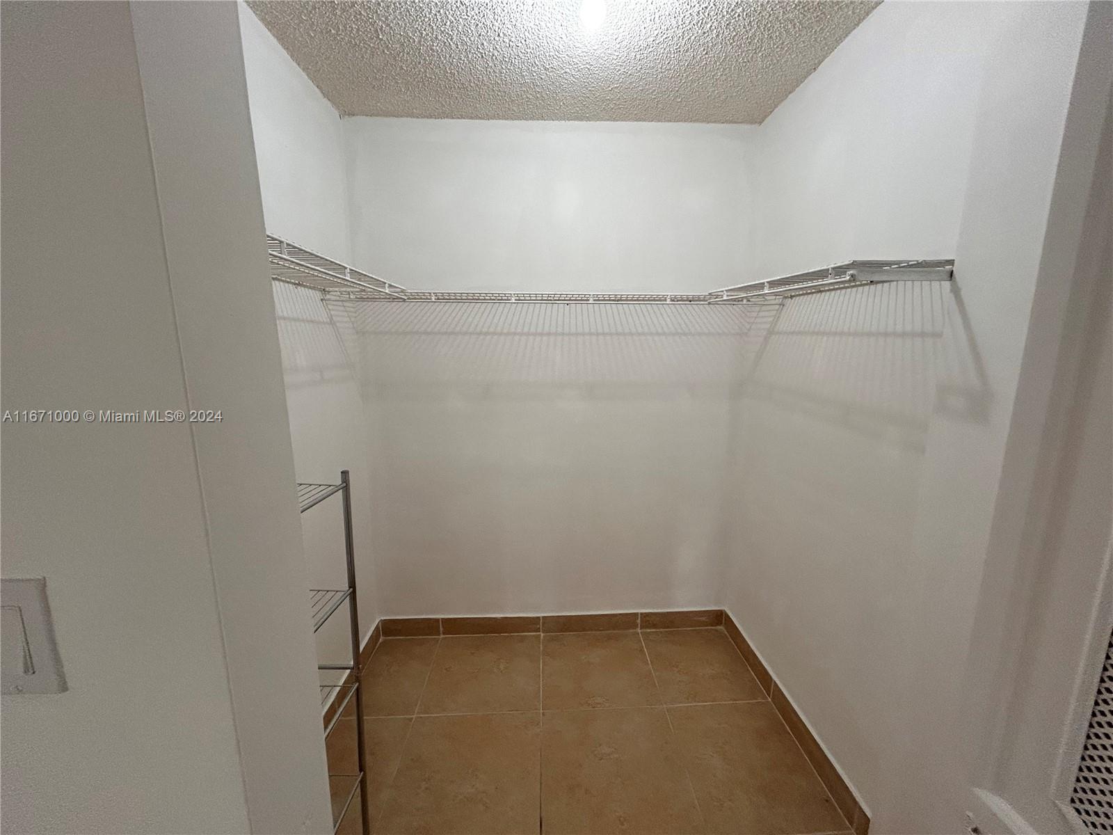 16919 N Bay Rd #204, Sunny Isles Beach, Florida image 26