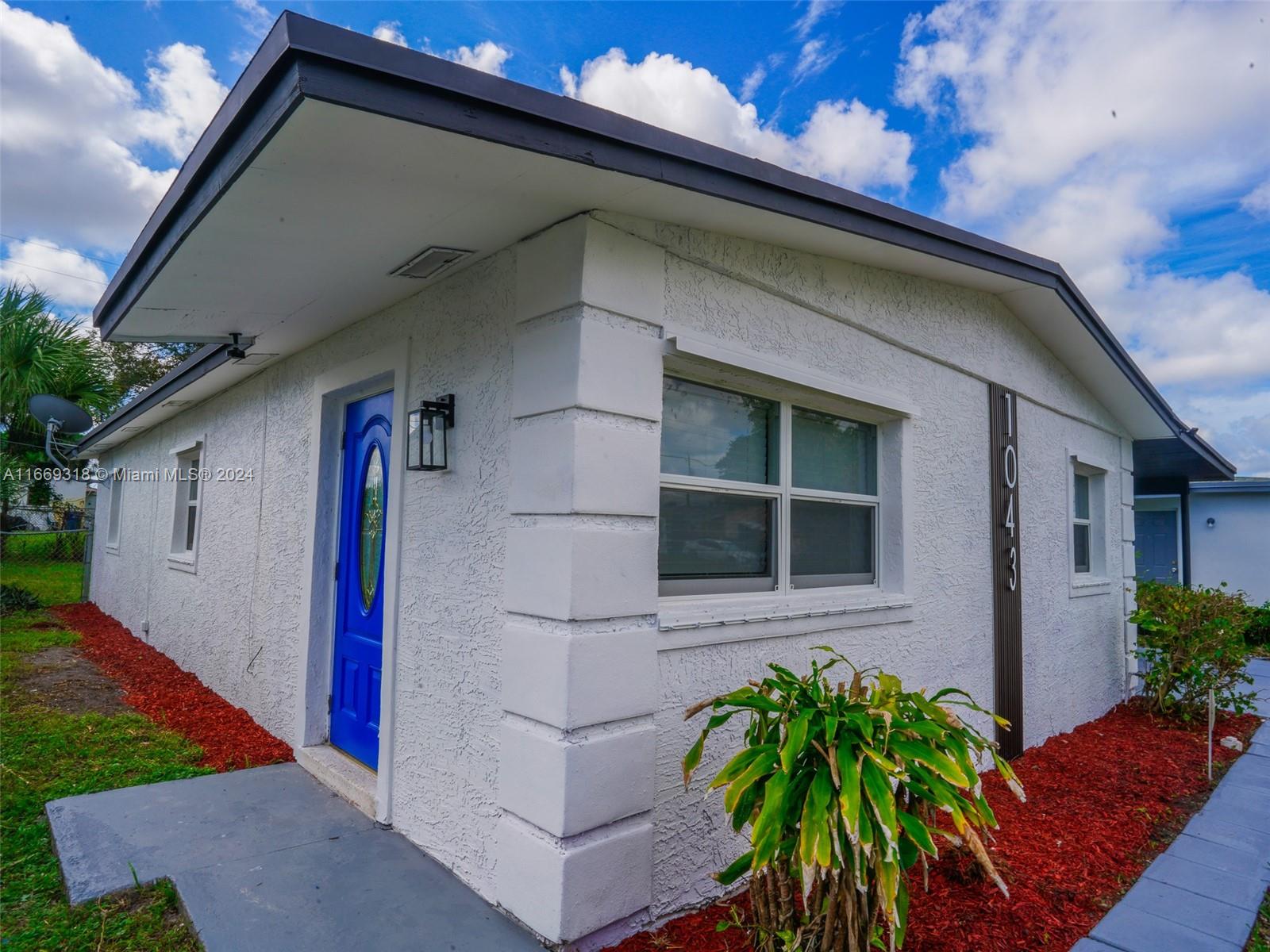 1043 W 26th St, Riviera Beach, Florida image 19