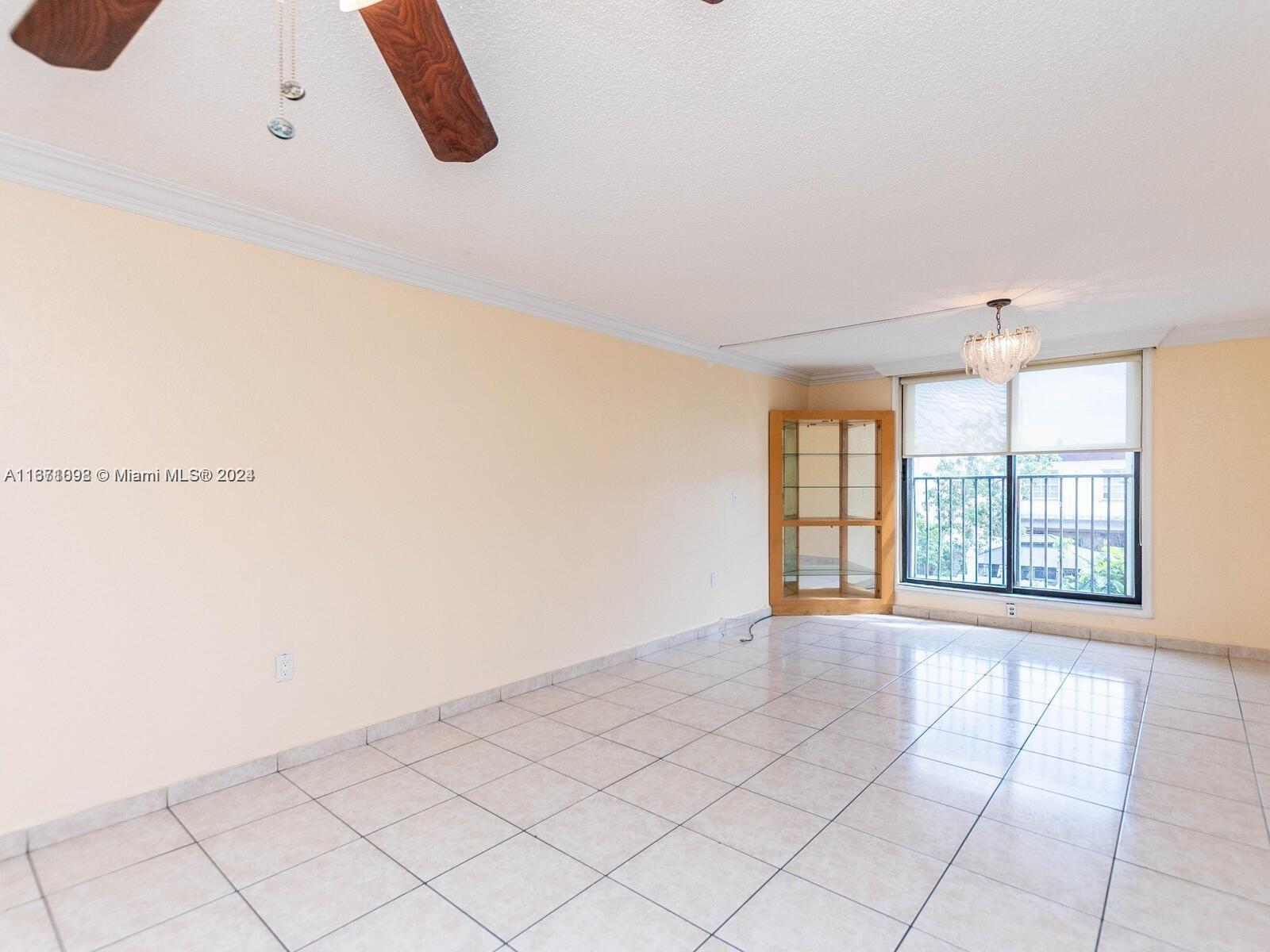 666 W 81st St #204, Hialeah, Florida image 7