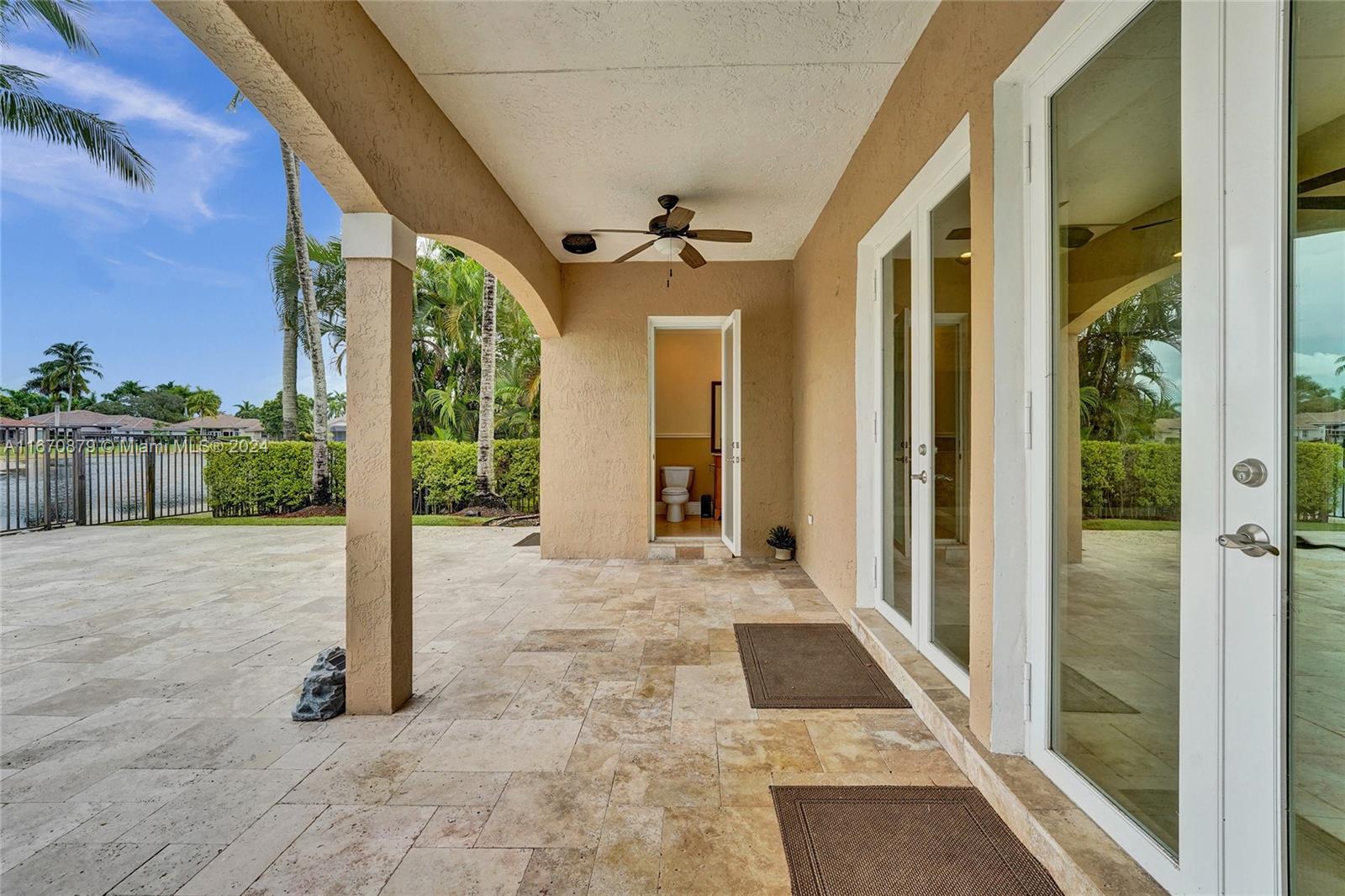 2569 Jardin Way, Weston, Florida image 38