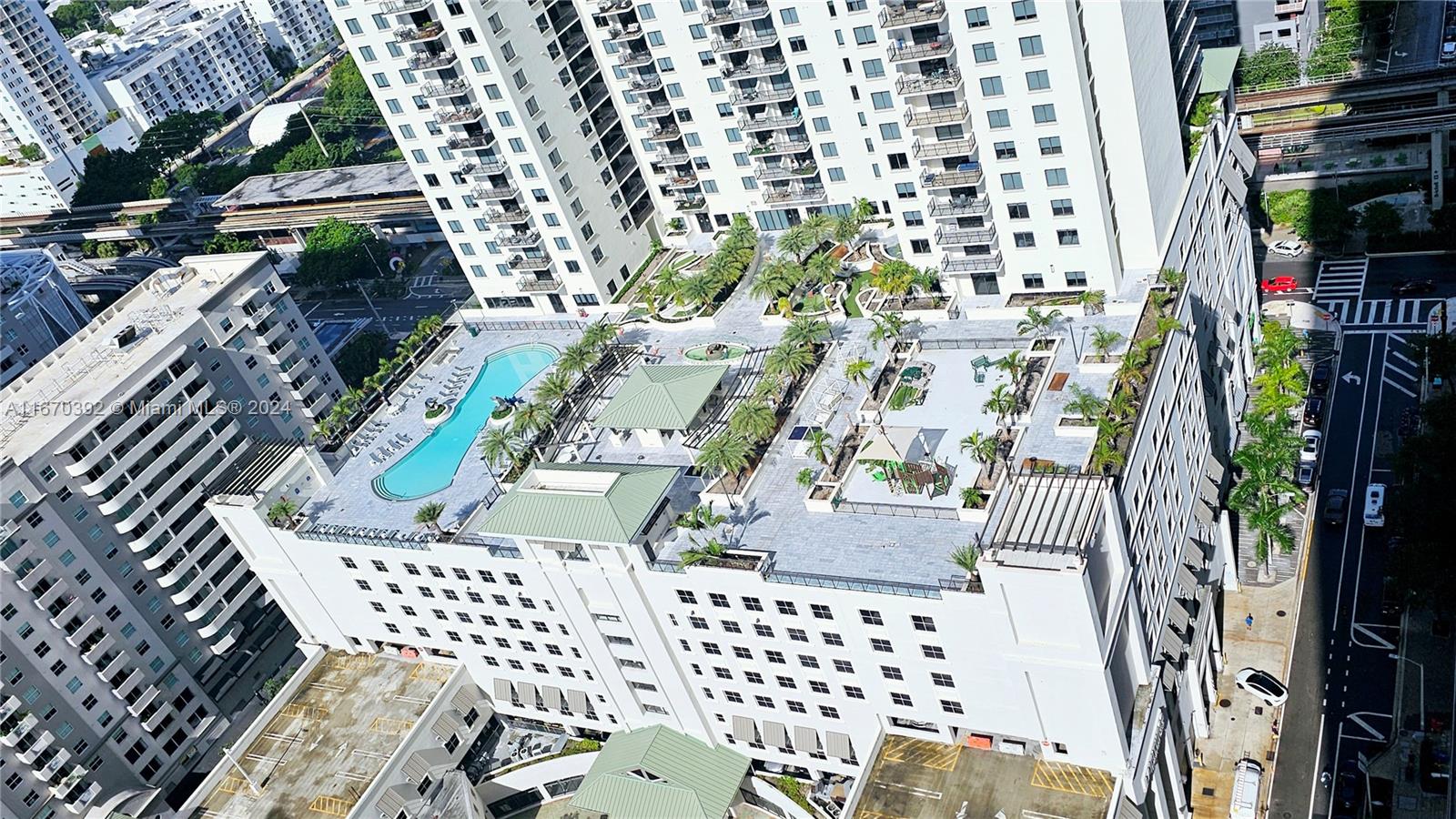 999 SW 1st Ave #1801, Miami FL 33130