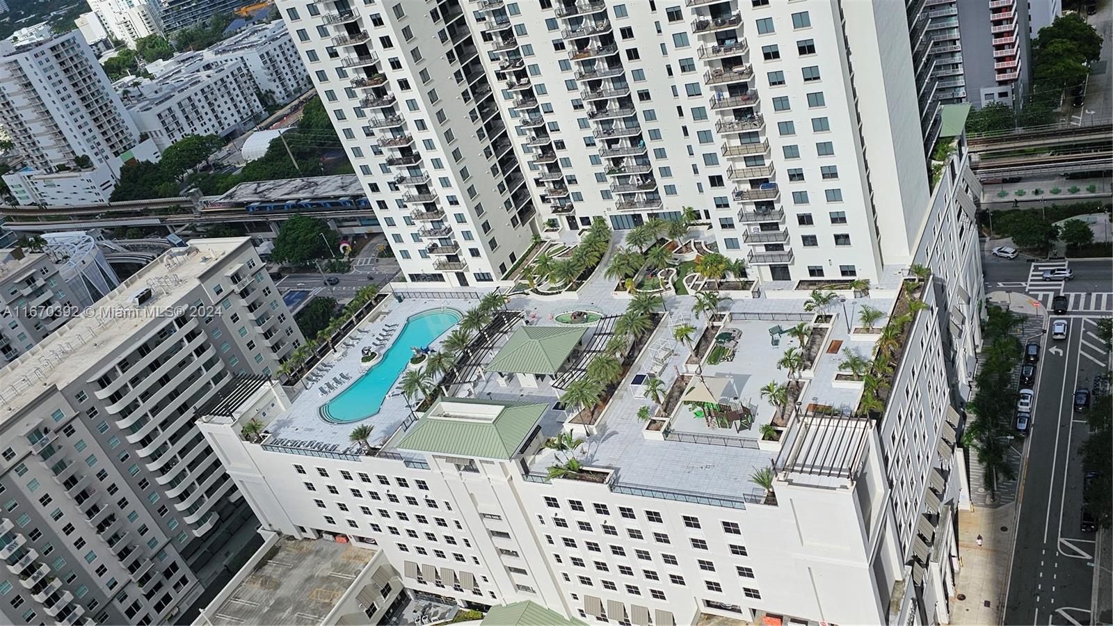 999 SW 1st Ave #1801, Miami FL 33130