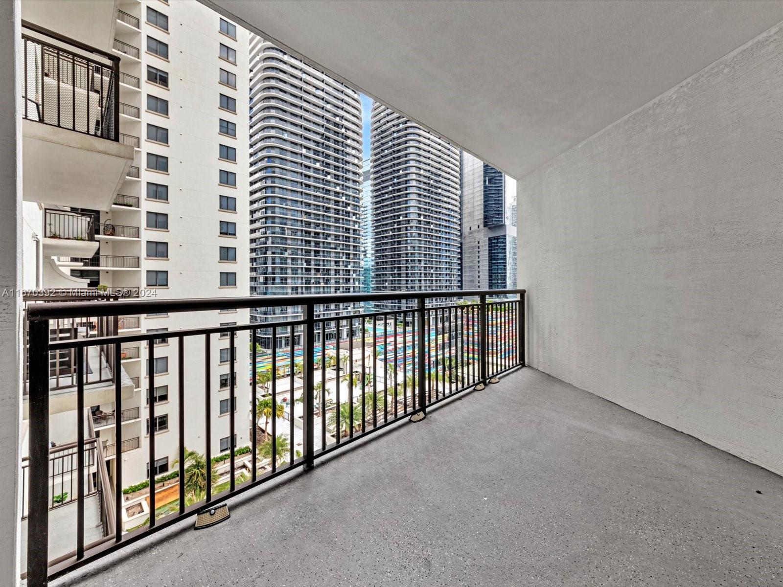 999 SW 1st Ave #1801, Miami FL 33130