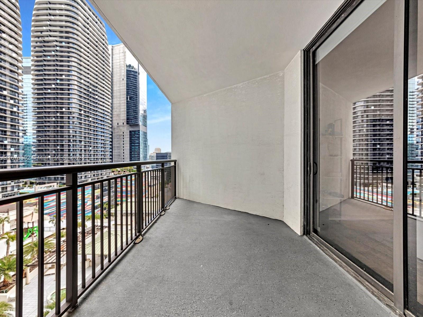 999 SW 1st Ave #1801, Miami FL 33130
