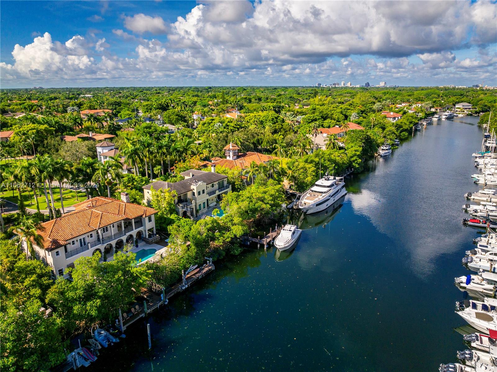 285 Carabela Ct, Coral Gables, Florida image 45