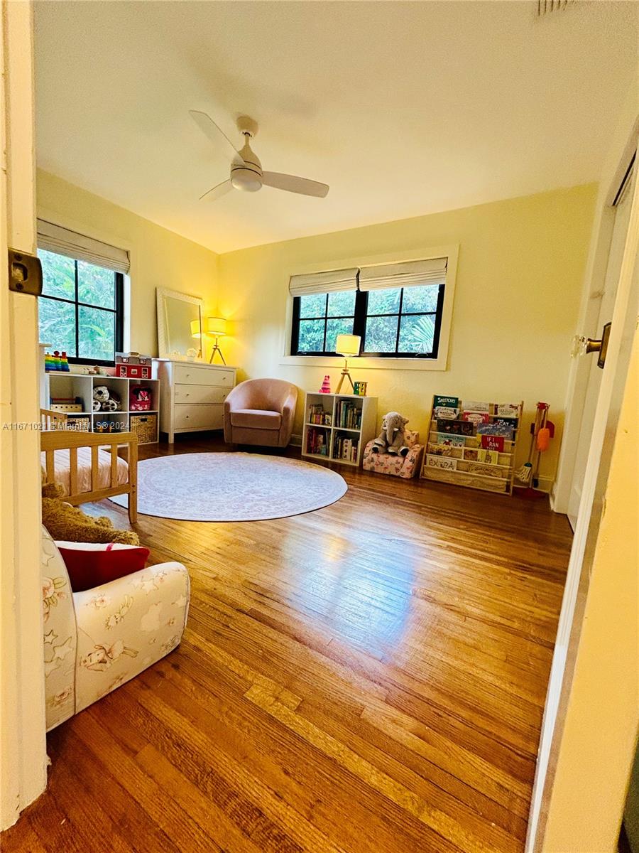 Listing Photo 20