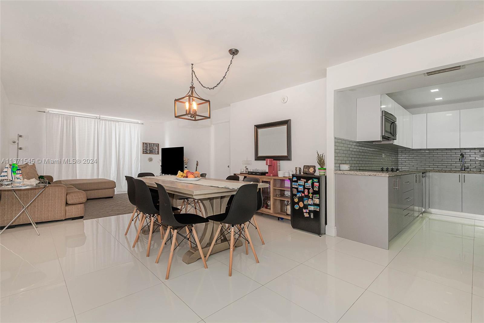 6039 Collins Ave #307, Miami Beach, Florida image 1