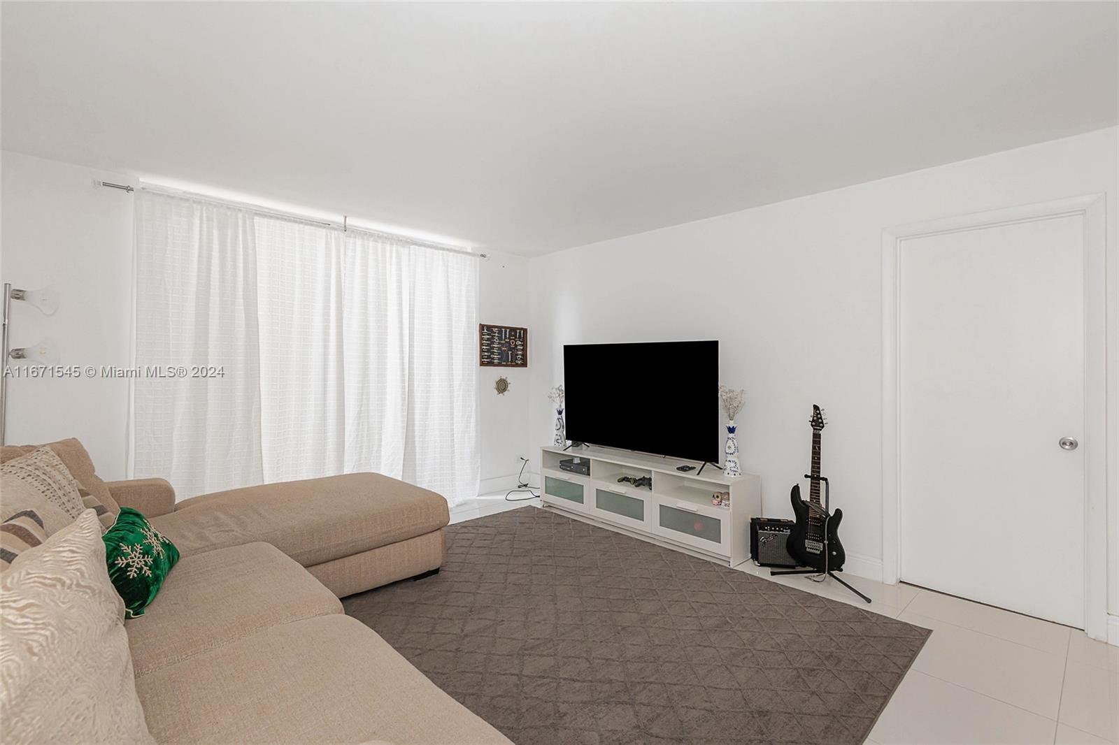 6039 Collins Ave #307, Miami Beach, Florida image 4