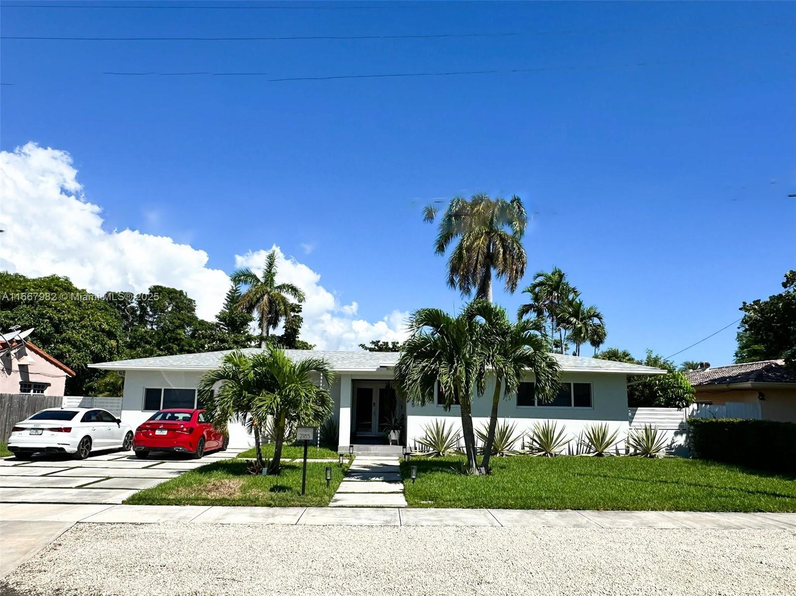 2185 NE 124th St, North Miami, Florida image 3