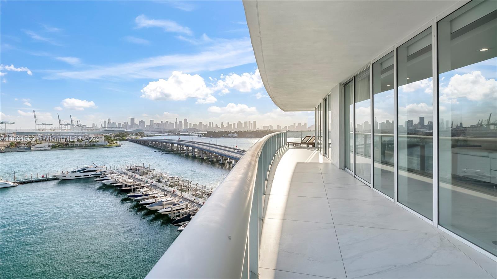 450 Alton Rd #901-902, Miami Beach FL 33139