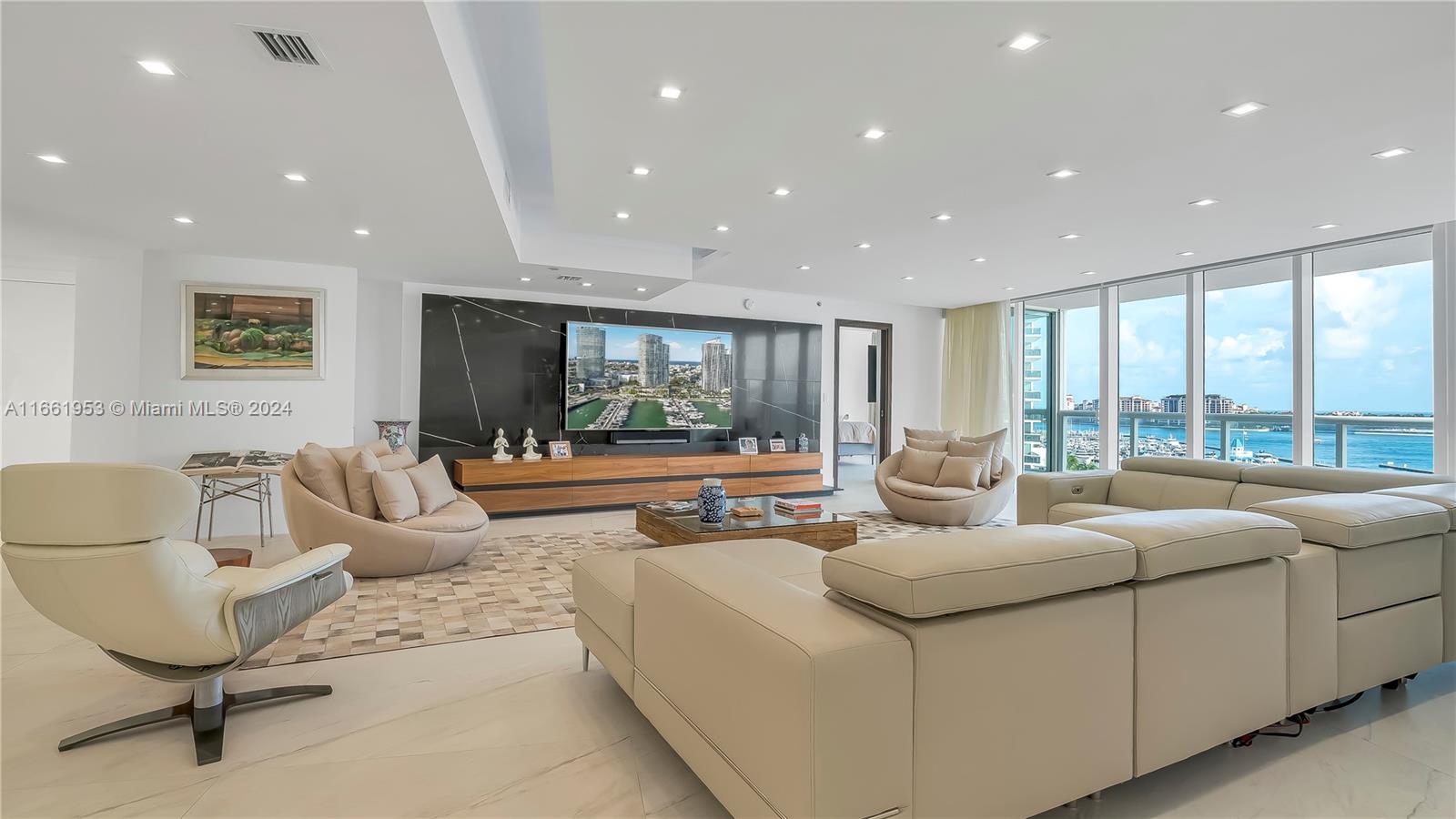 450 Alton Rd #901-902, Miami Beach FL 33139