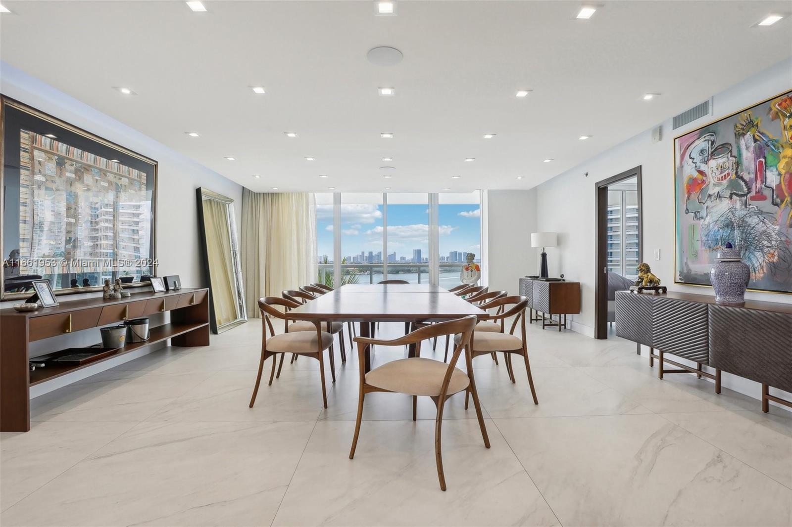 450 Alton Rd #901-902, Miami Beach FL 33139