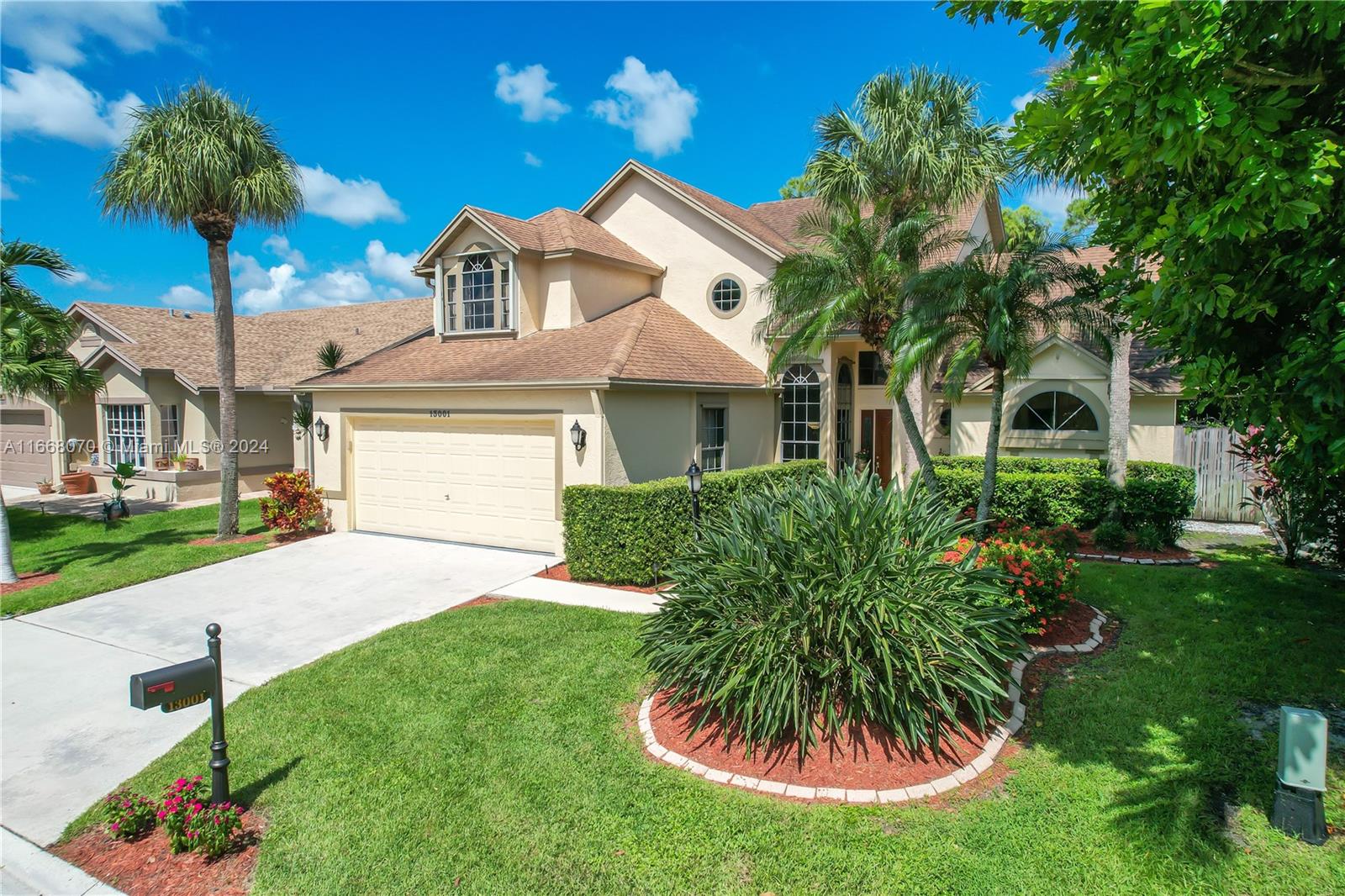 13001 Blue Lake Dr, Wellington, Florida image 7