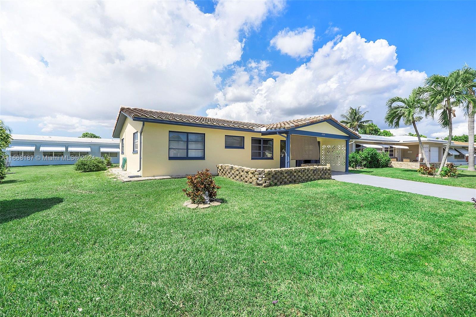 4701 Mainland Dr, Tamarac, Florida image 2