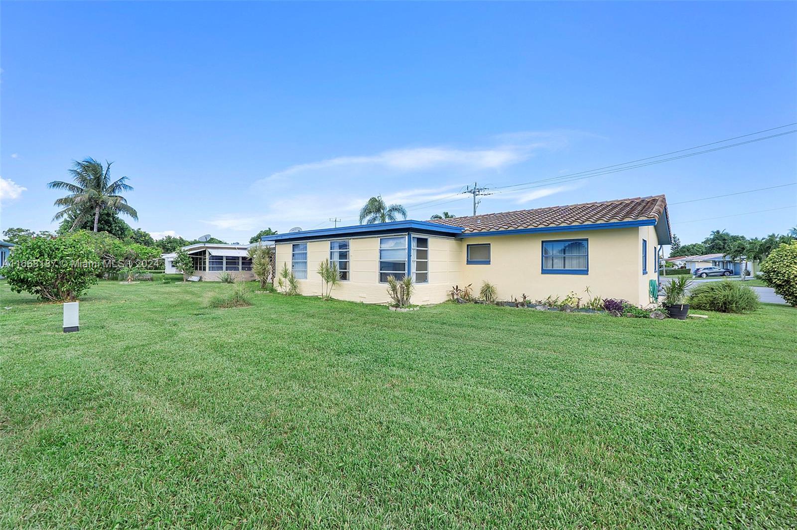 4701 Mainland Dr, Tamarac, Florida image 30