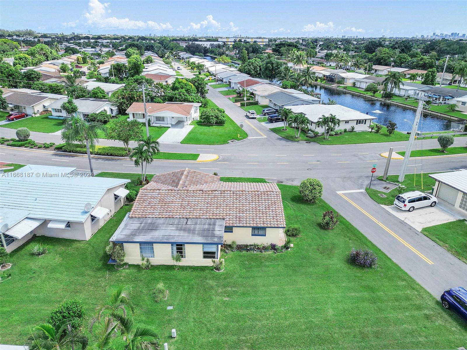 4701 Mainland Dr, Tamarac, Florida image 37