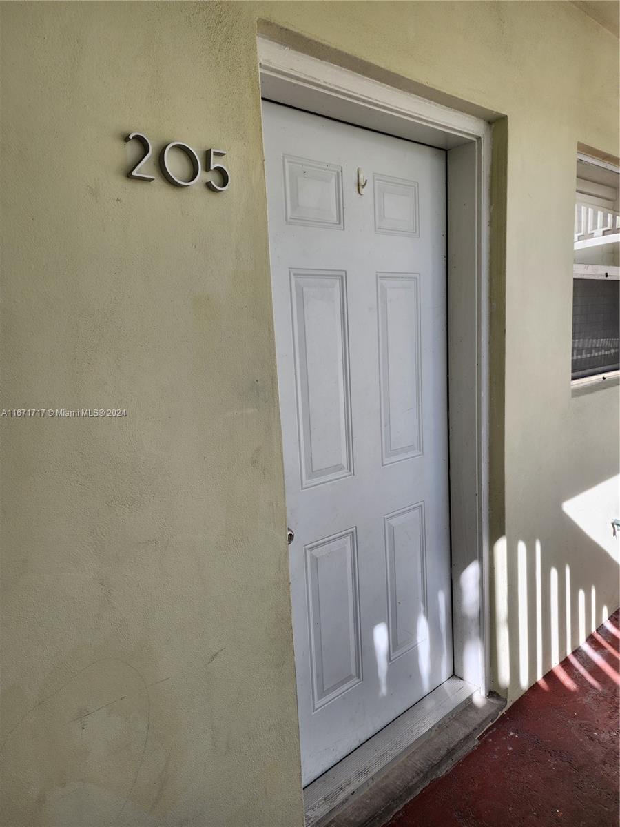 770 NE 128th St #205, North Miami, Florida image 2