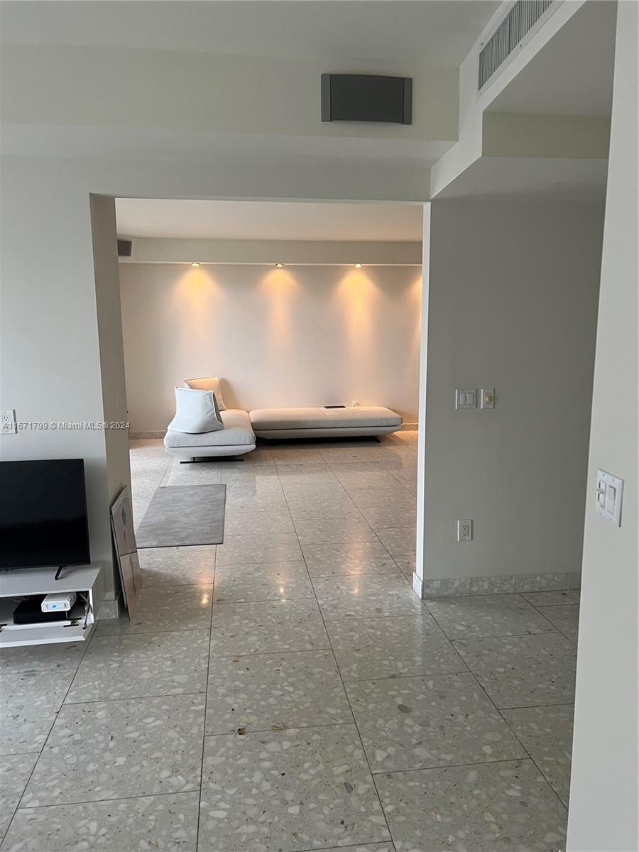 901 Brickell Key Blvd #1502, Miami FL 33131