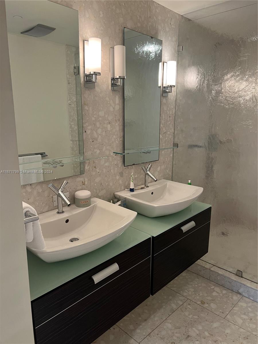 901 Brickell Key Blvd #1502, Miami FL 33131