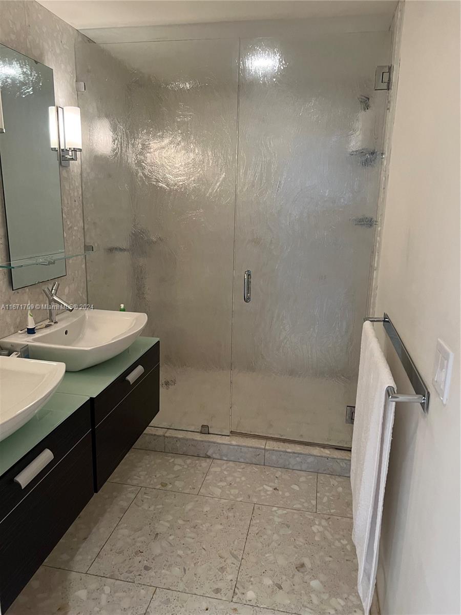 901 Brickell Key Blvd #1502, Miami FL 33131