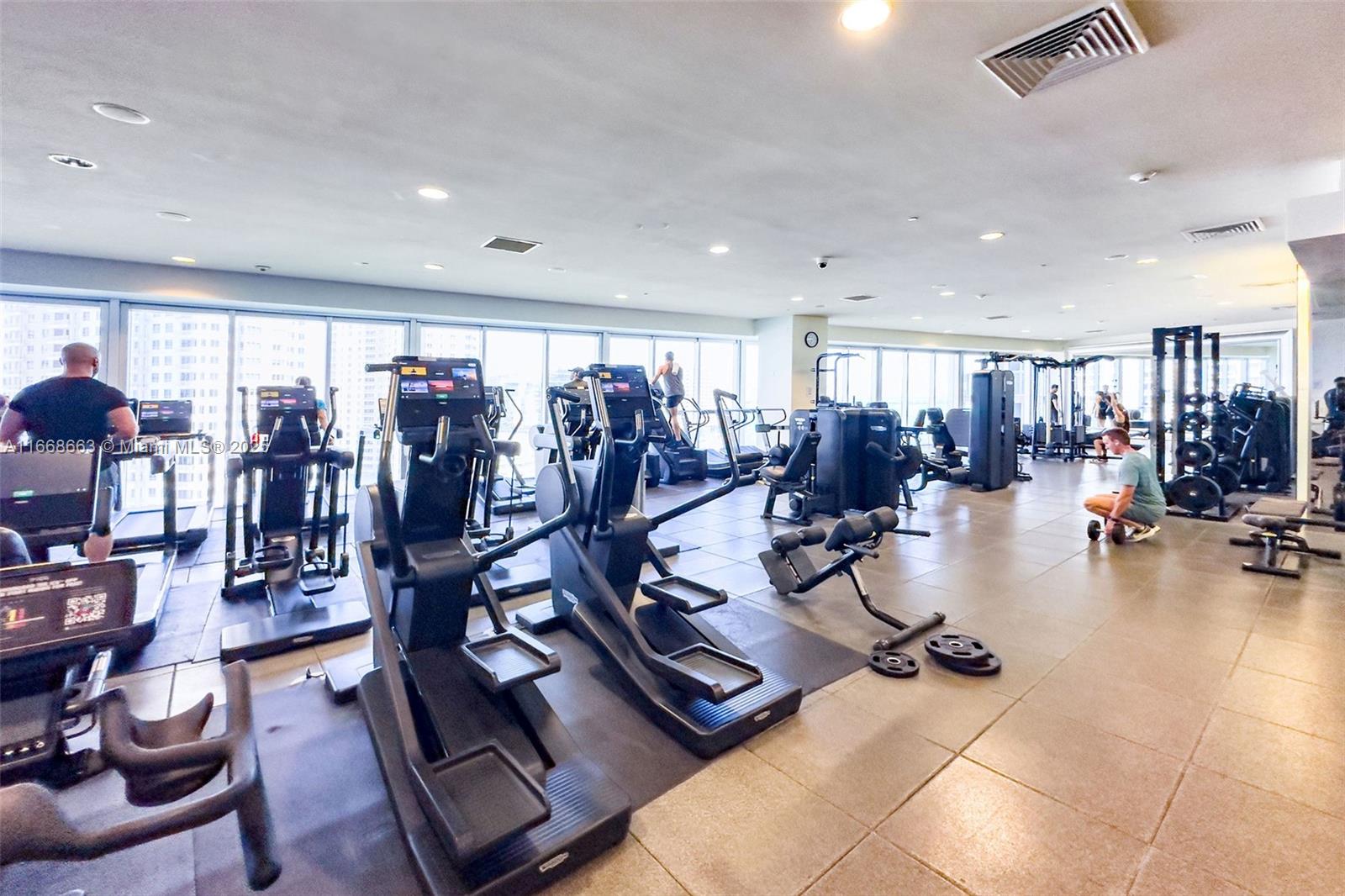 495 Brickell Ave #2905, Miami FL 33131
