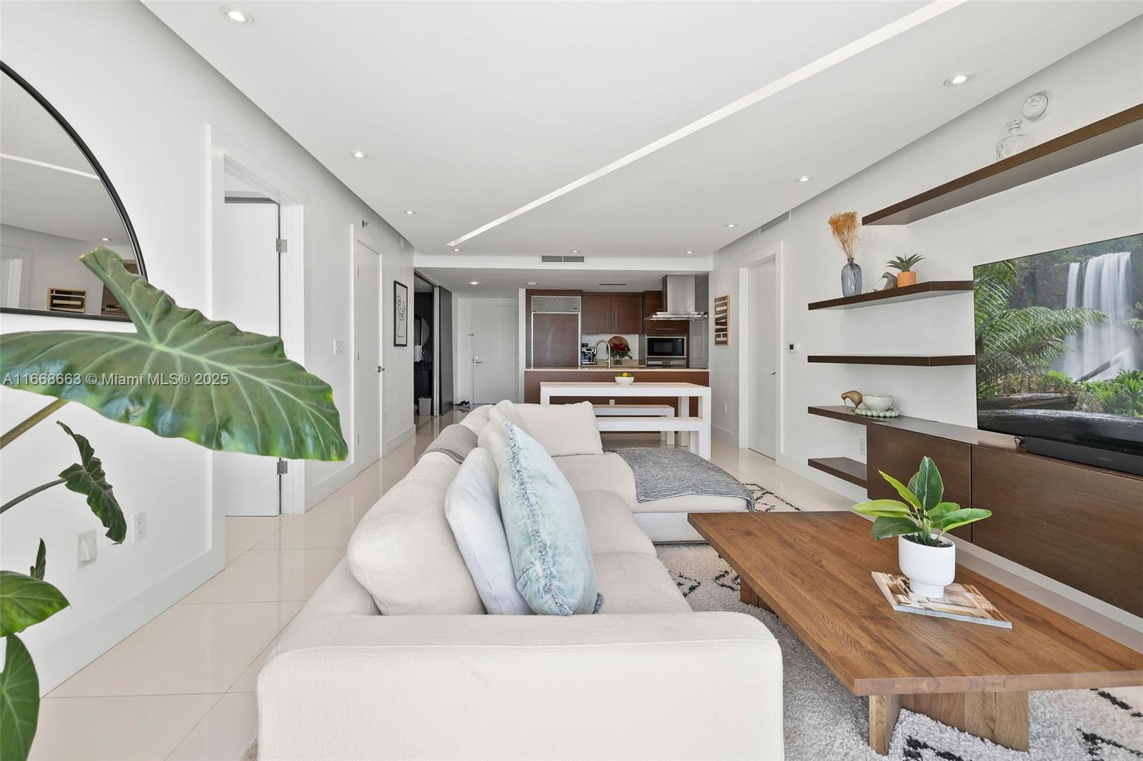 495 Brickell Ave #2905, Miami FL 33131
