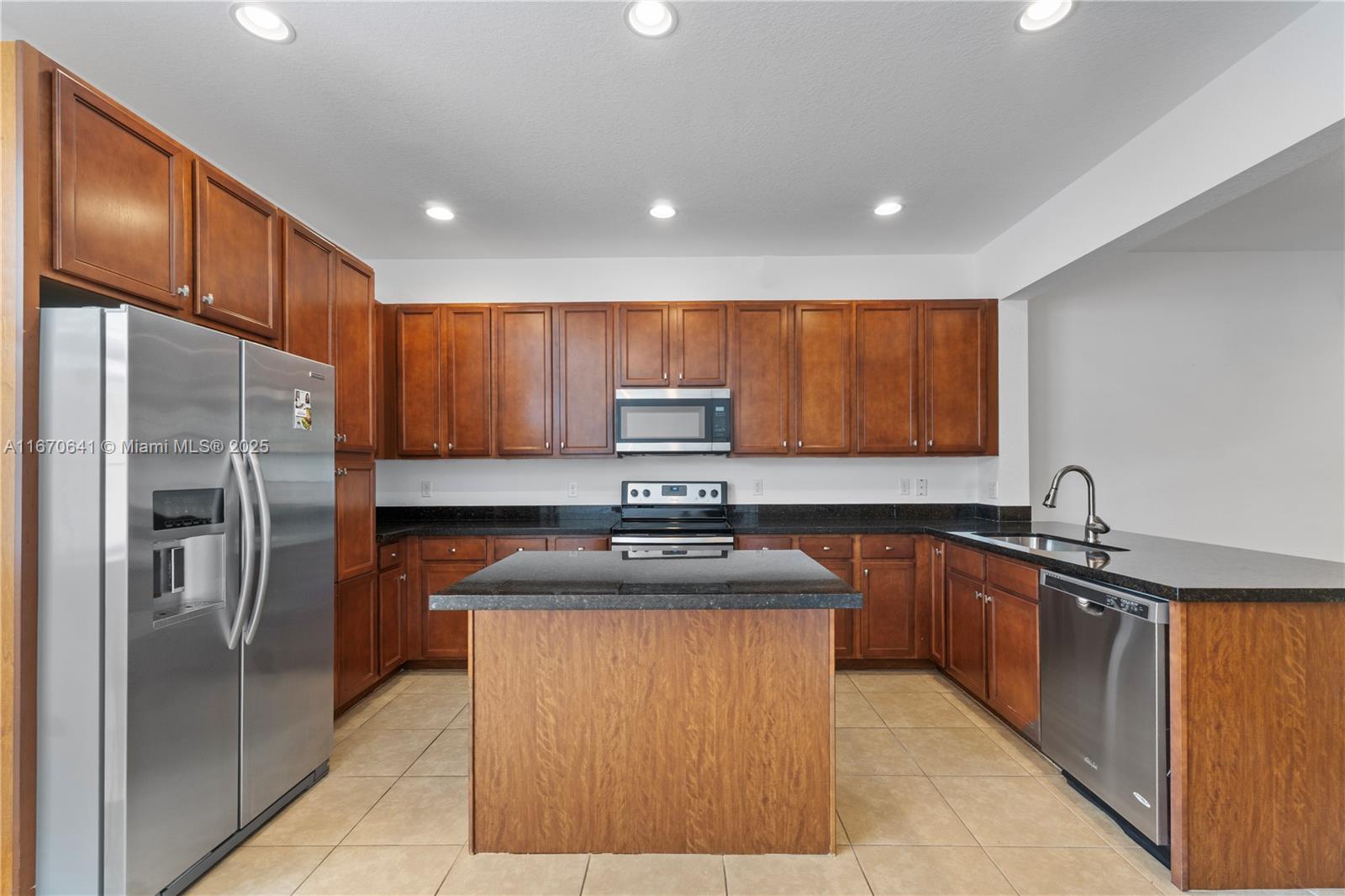 Listing Photo 15