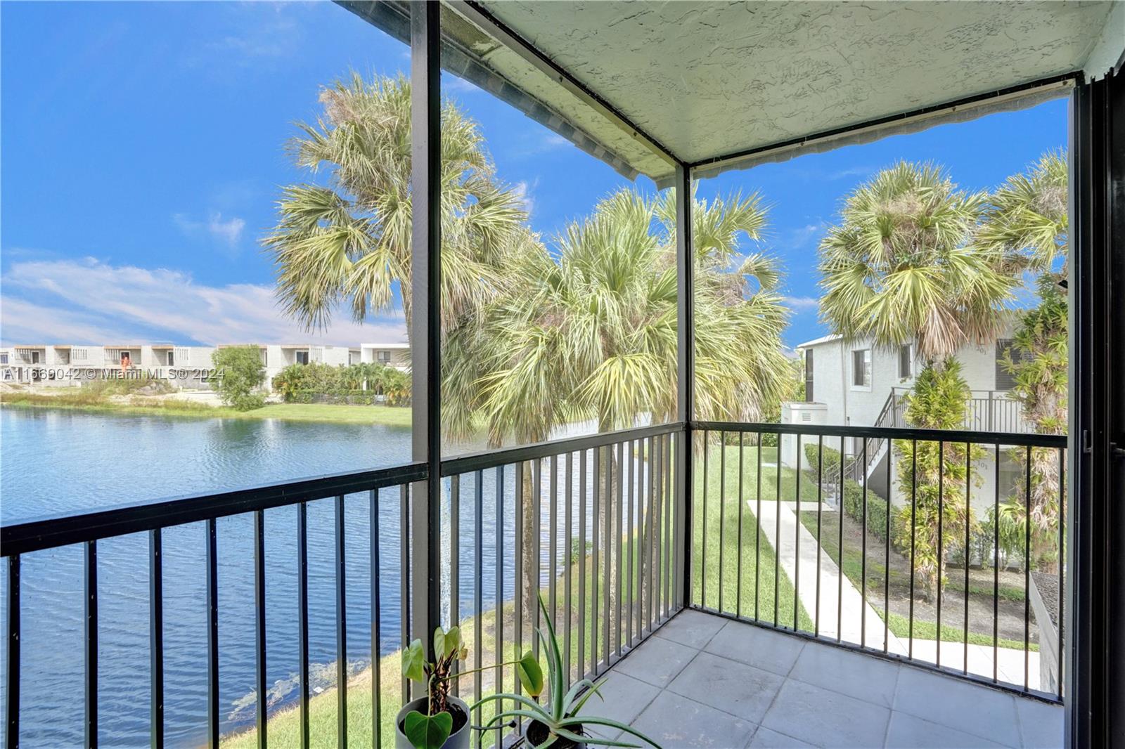 16561 Blatt Blvd #204, Weston, Florida image 19