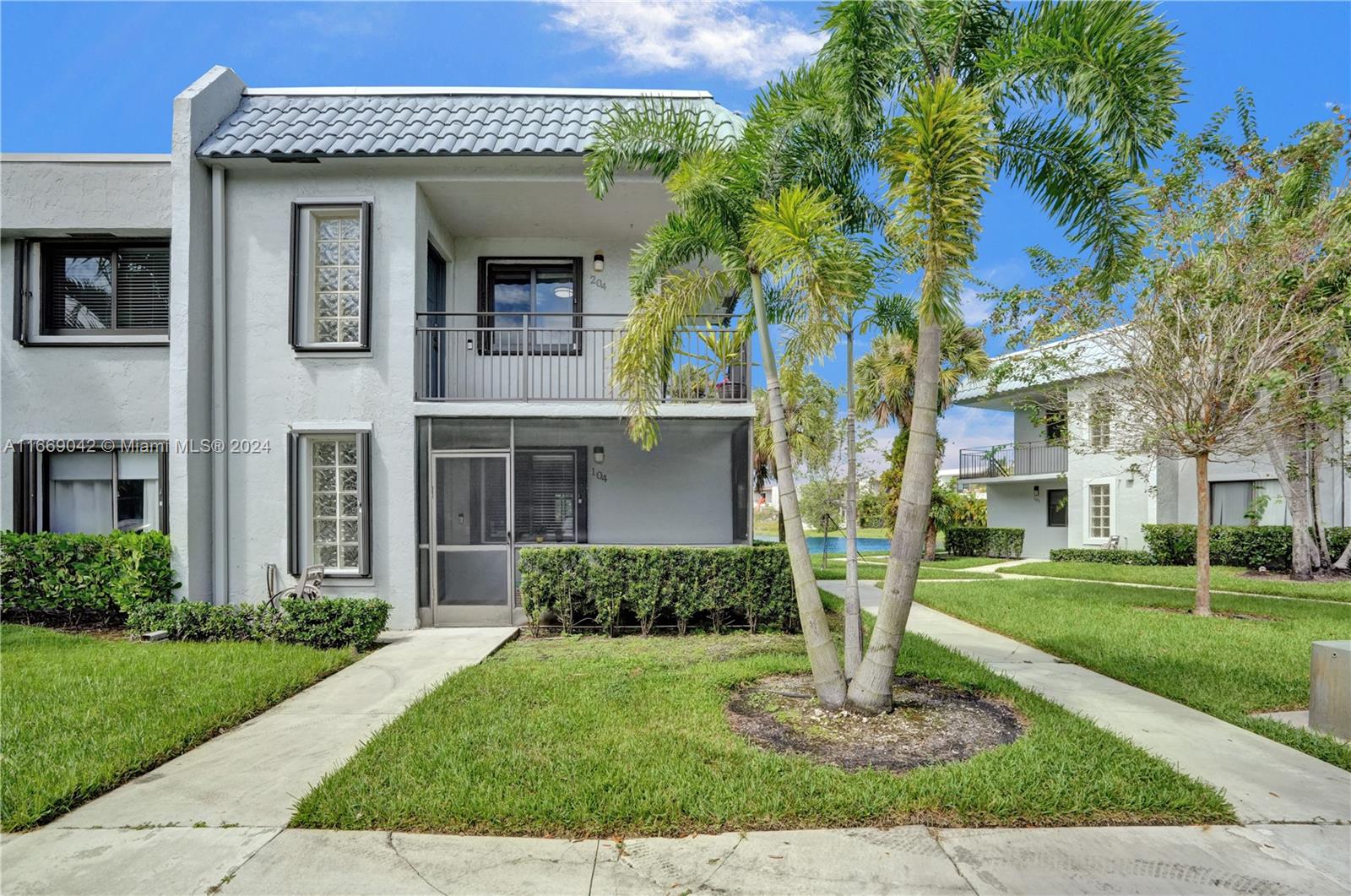 16561 Blatt Blvd #204, Weston, Florida image 2