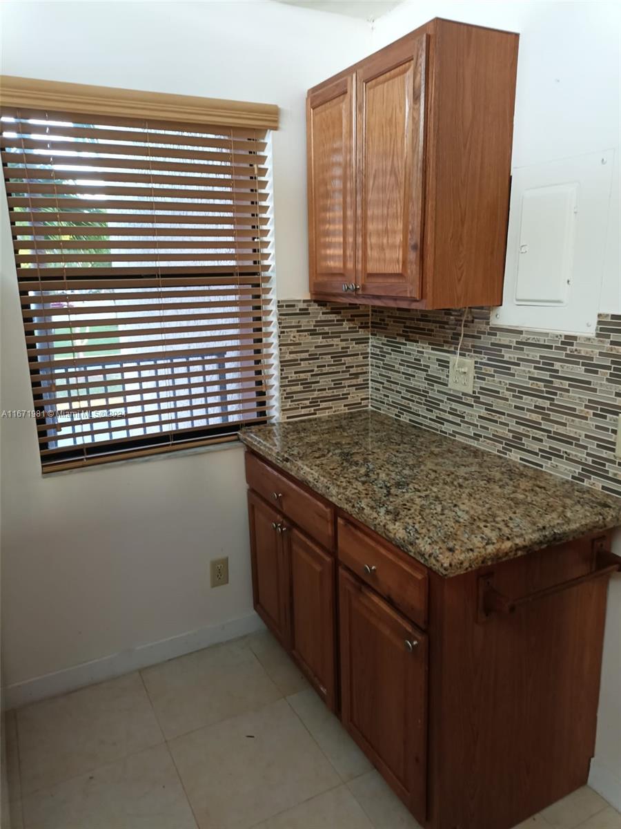 10402 Sunrise Lakes Blvd #201, Sunrise, Florida image 2