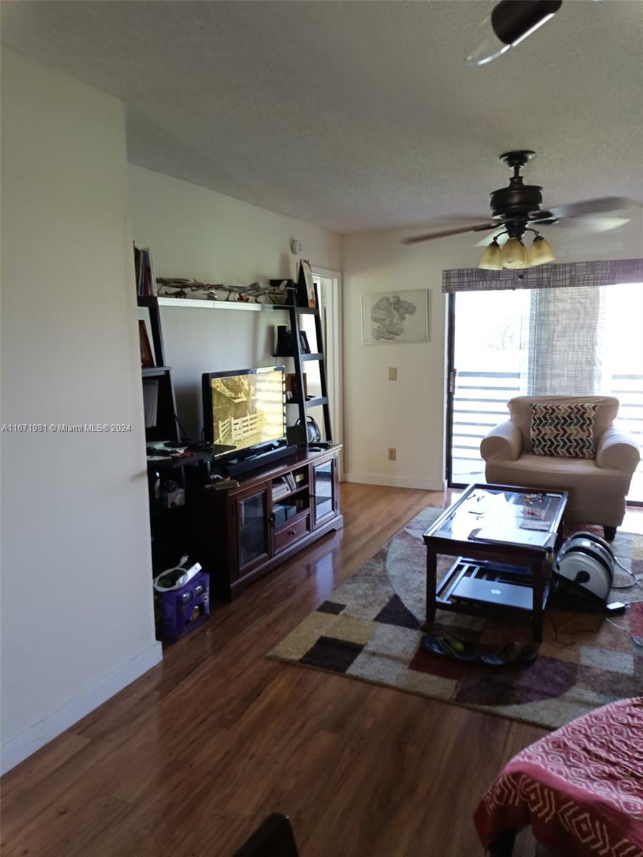 10402 Sunrise Lakes Blvd #201, Sunrise, Florida image 9