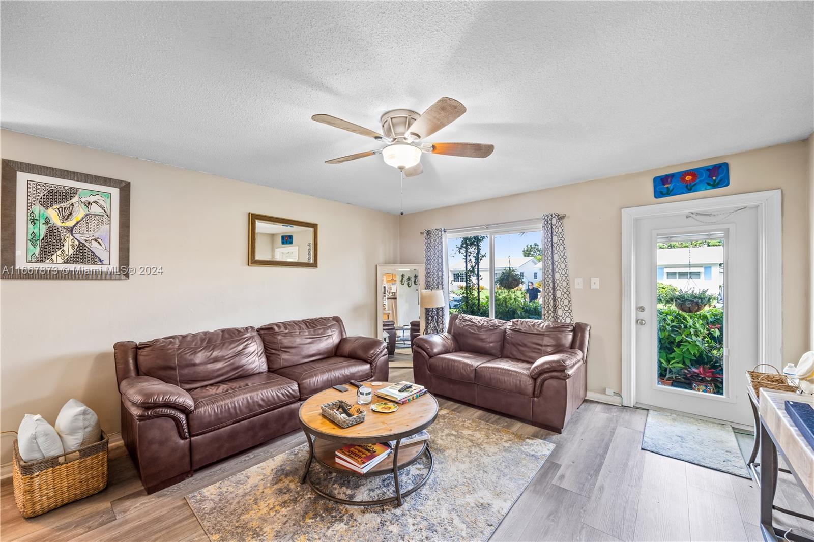 6712 NW 71st St, Tamarac, Florida image 12