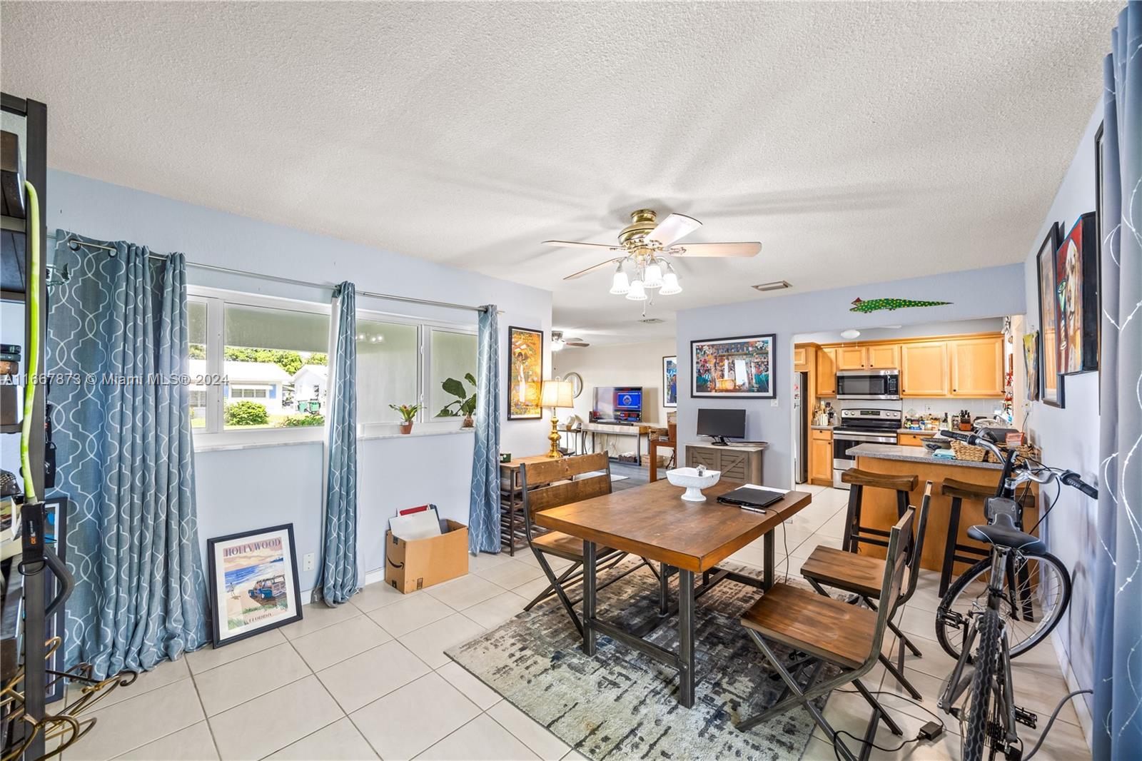 6712 NW 71st St, Tamarac, Florida image 21