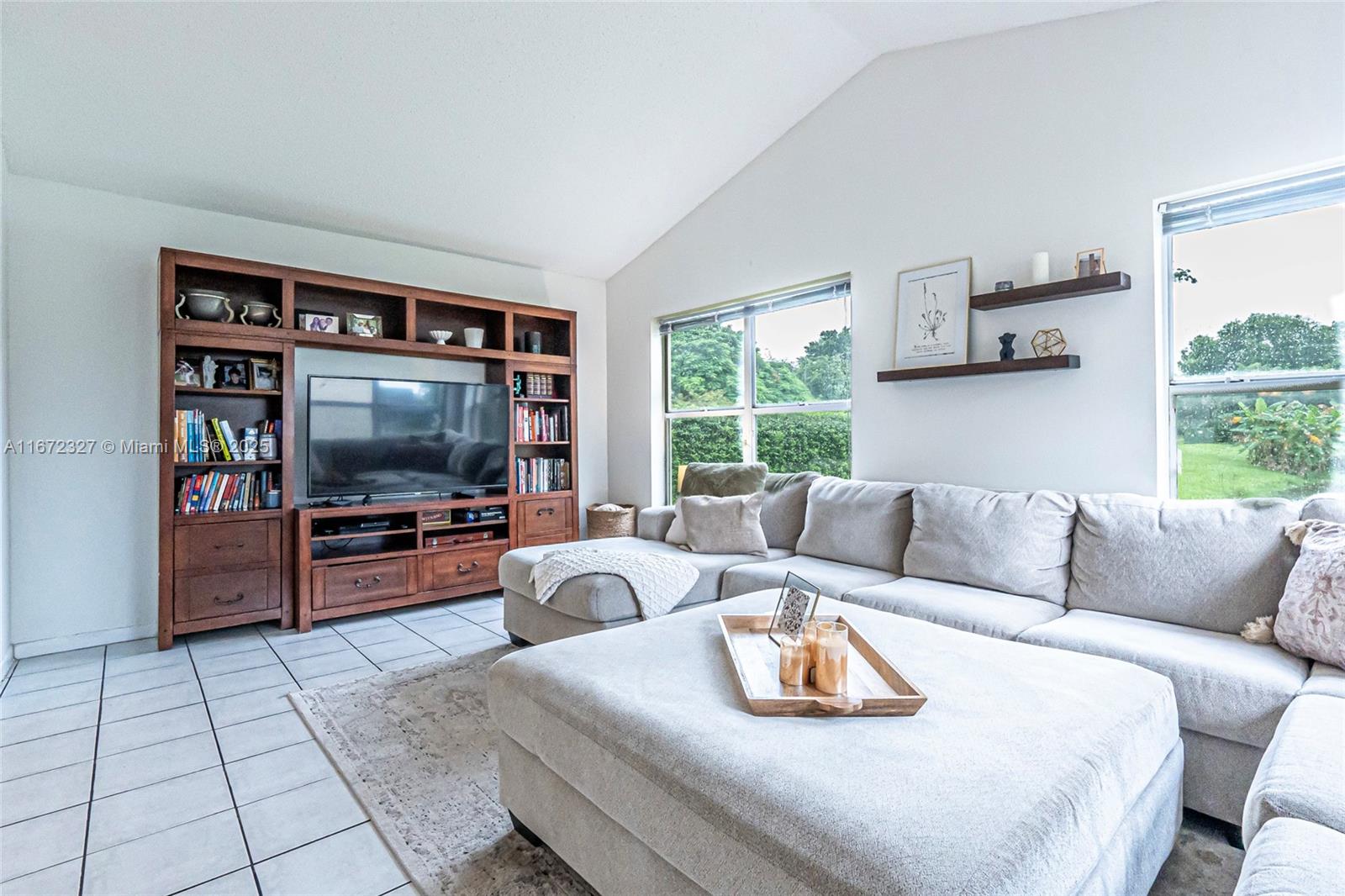 2913 Myrtle Oak Cir, Davie, Florida image 13