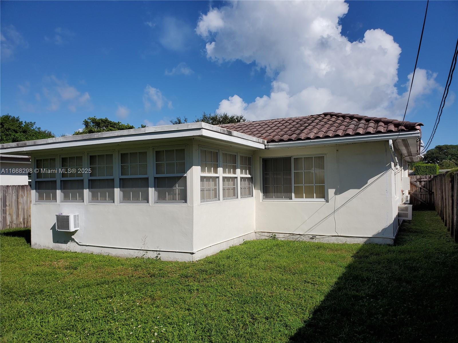 Listing Photo 9