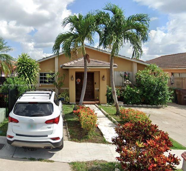 2621 W 72nd St, Hialeah, Florida image 2