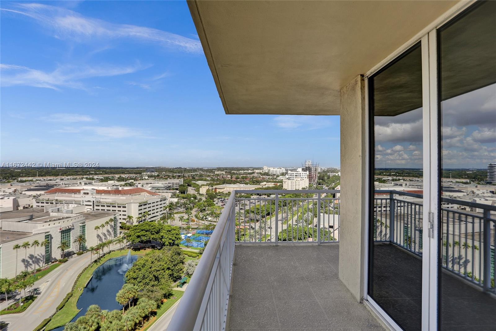 19501 W Country Club Dr #1909, Aventura, Florida image 15