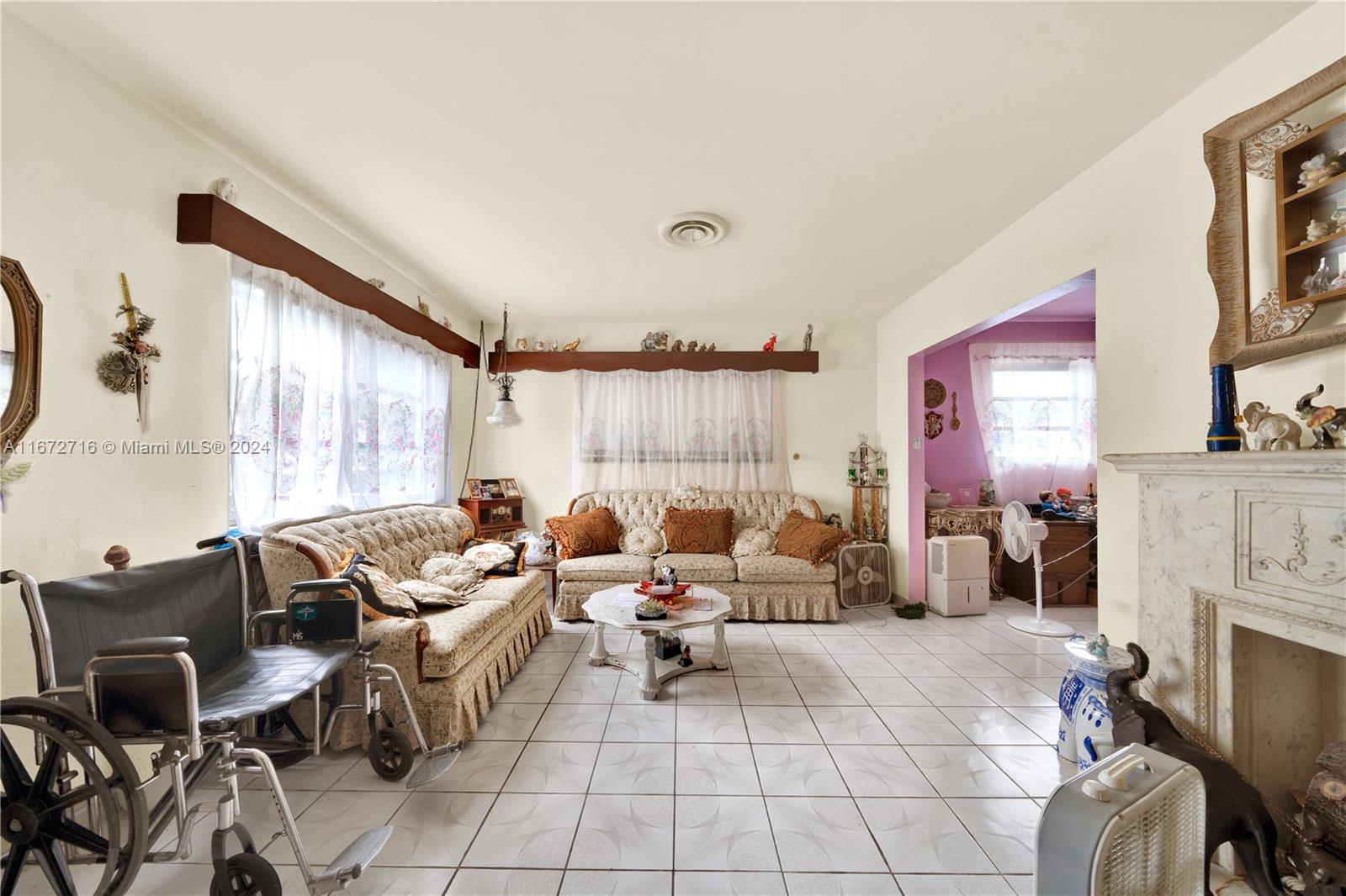 727 E 26th St, Hialeah, Florida image 10