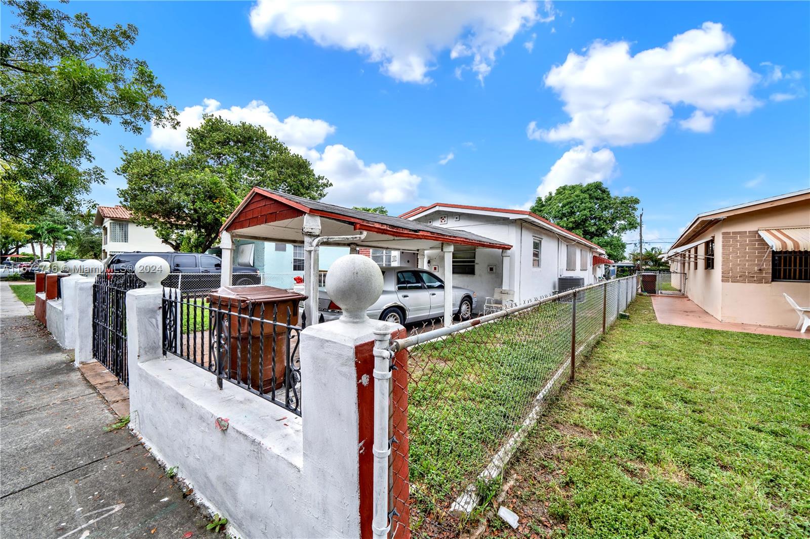 727 E 26th St, Hialeah, Florida image 2