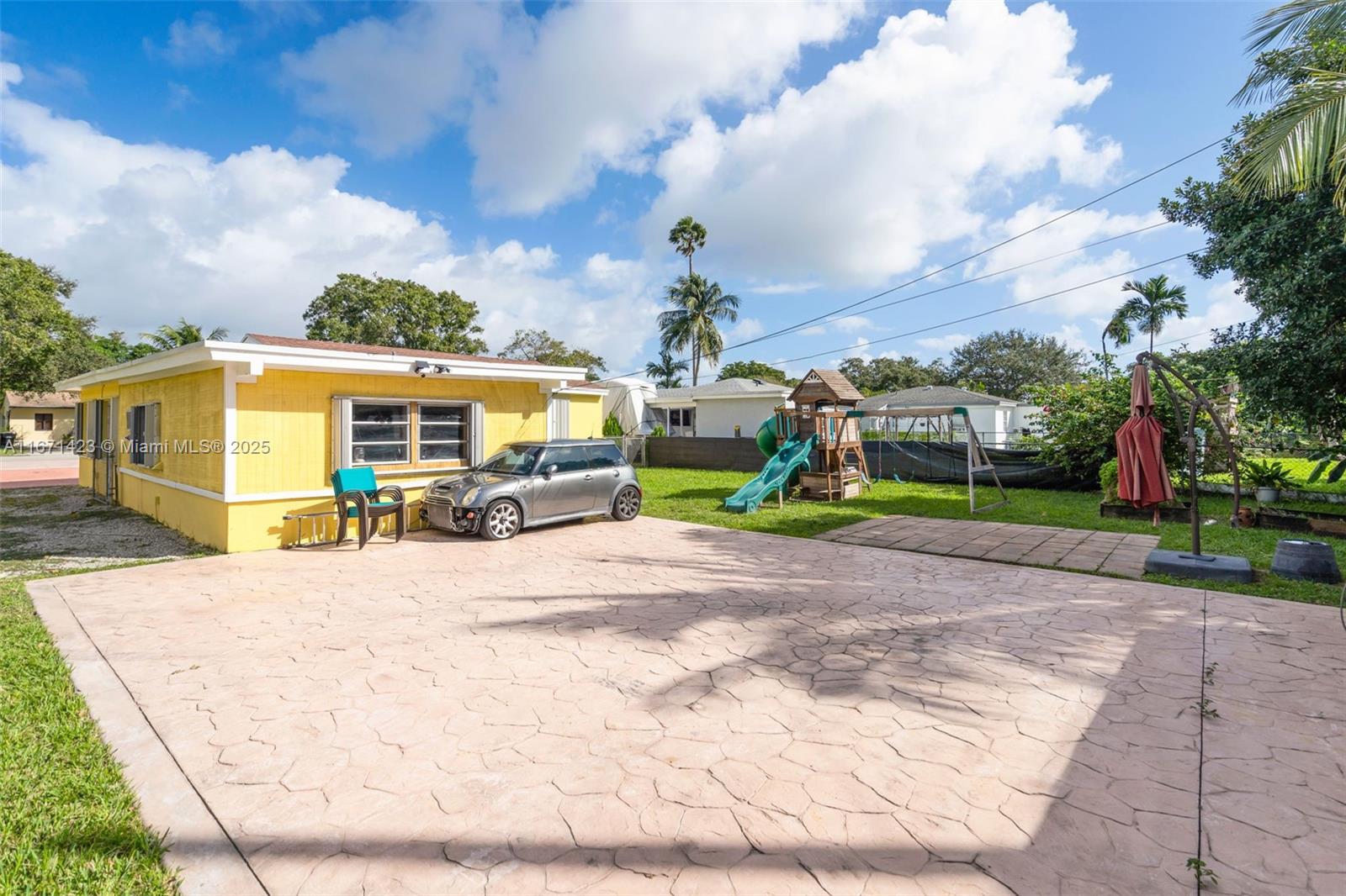 1070 NE 143rd St, North Miami, Florida image 34