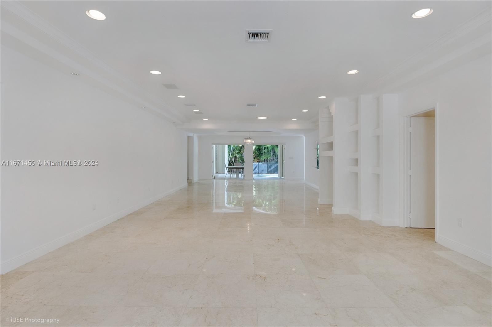 188 Park Dr, Bal Harbour, Florida image 12