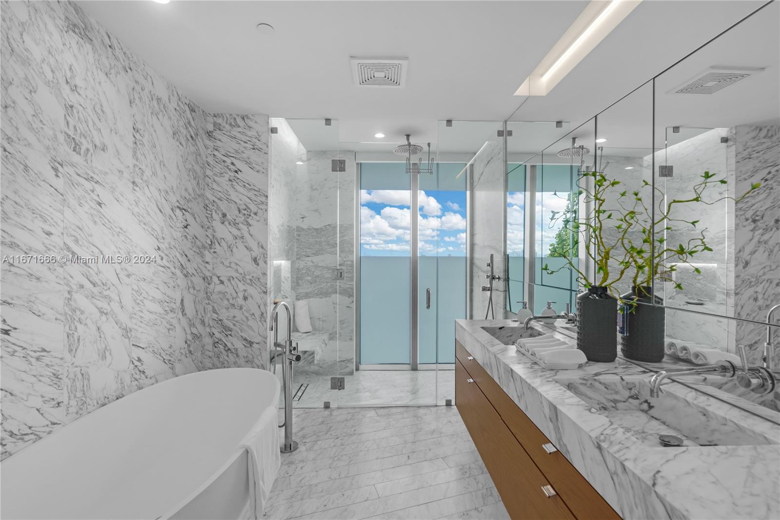 1300 Monad Ter #9D, Miami Beach FL 33139