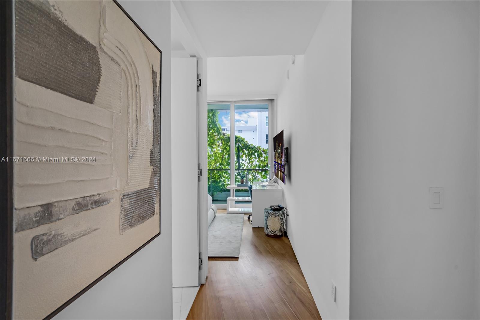 1300 Monad Ter #9D, Miami Beach FL 33139
