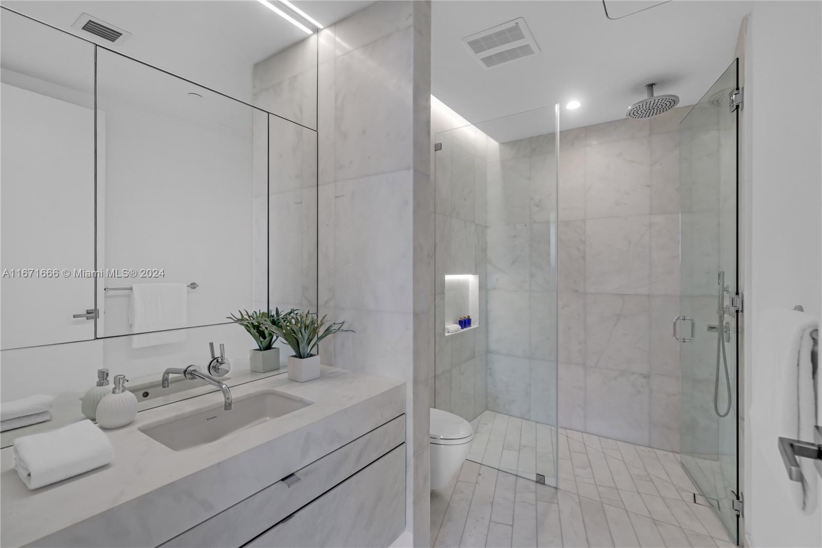 1300 Monad Ter #9D, Miami Beach FL 33139