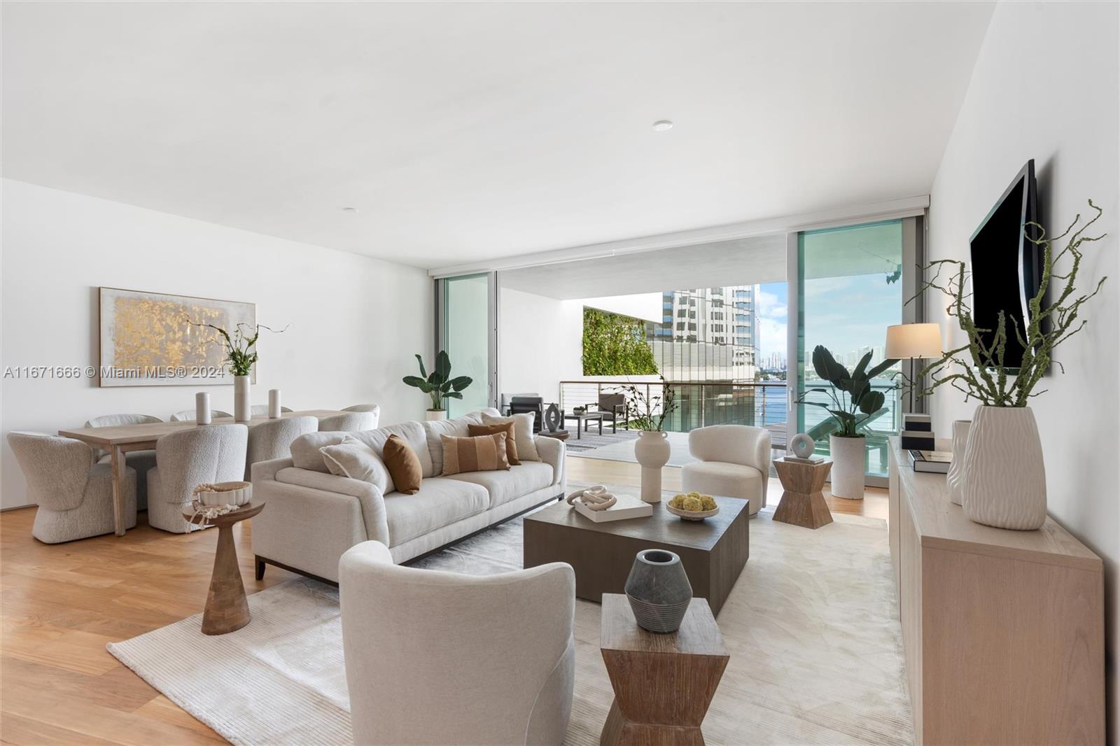 1300 Monad Ter #9D, Miami Beach FL 33139