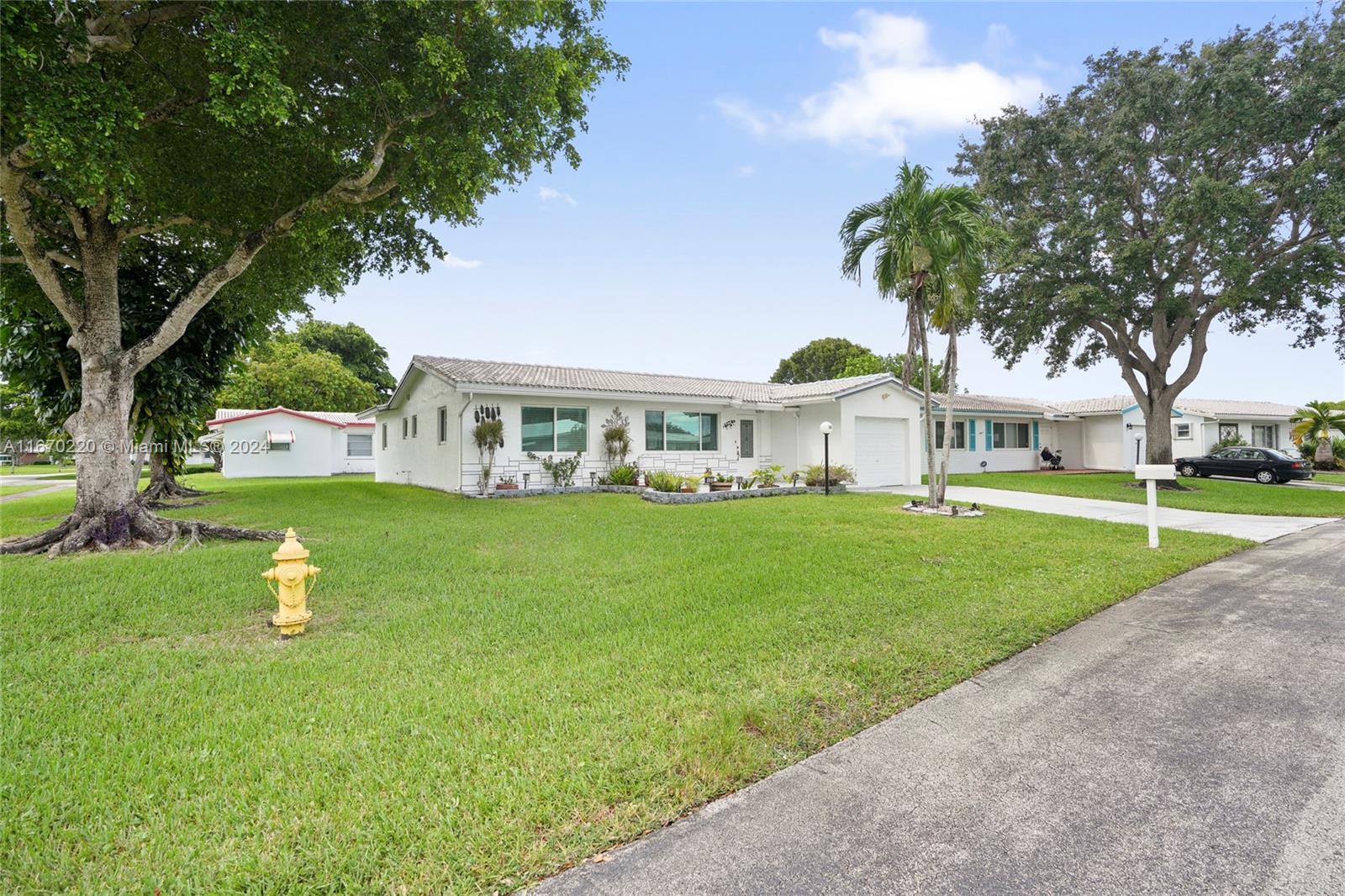 1051 NW 88th Way, Plantation, Florida image 3