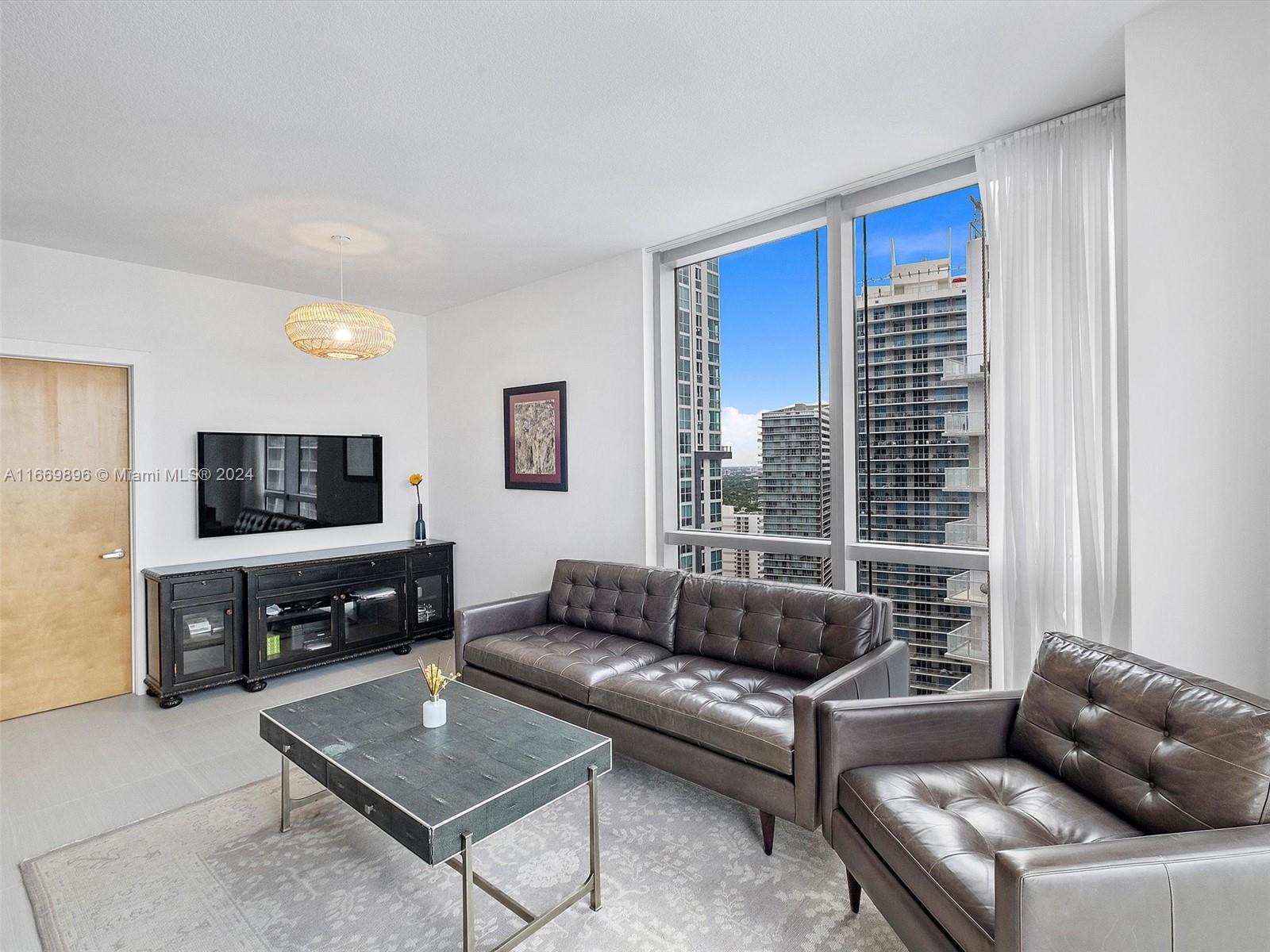 1060 Brickell Ave #3117, Miami, Florida image 3