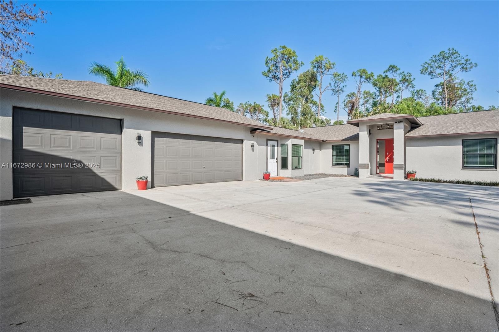 11981 Plantation Road, Fort Myers, Florida image 1