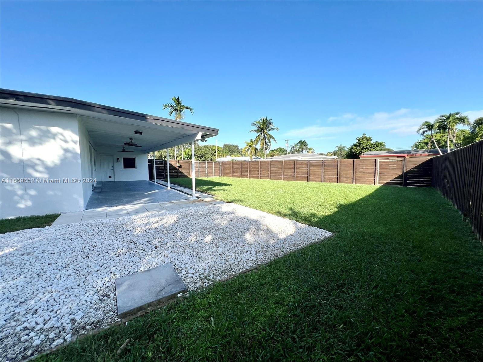 20415 Leeward Ln, Cutler Bay, Florida image 31