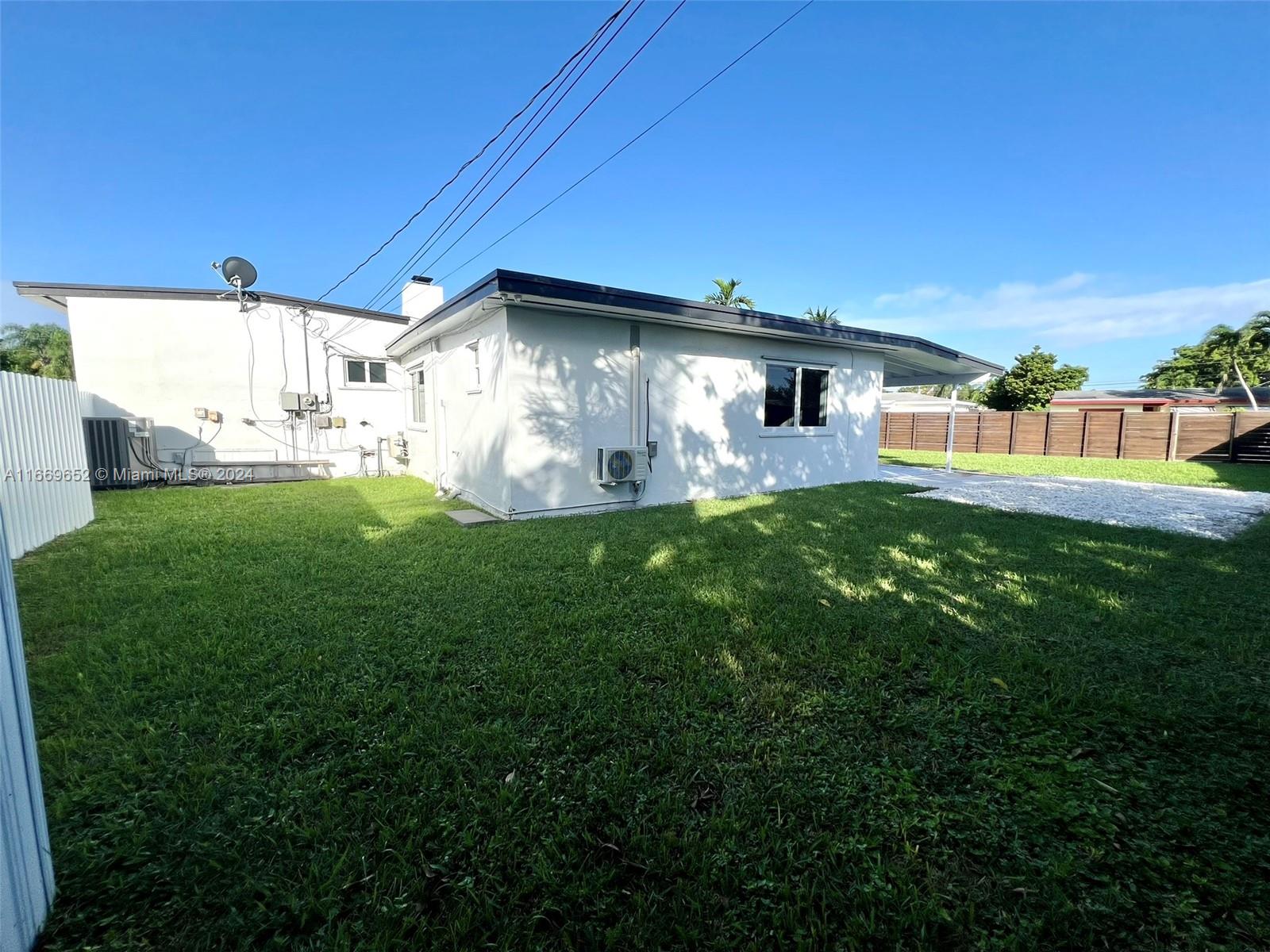 20415 Leeward Ln, Cutler Bay, Florida image 33